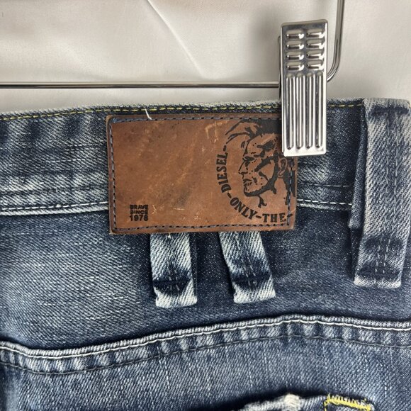 Diesel Shazor Straight Leg Button Fly Jeans Men's Size 30x34 - Picture 7 of 13